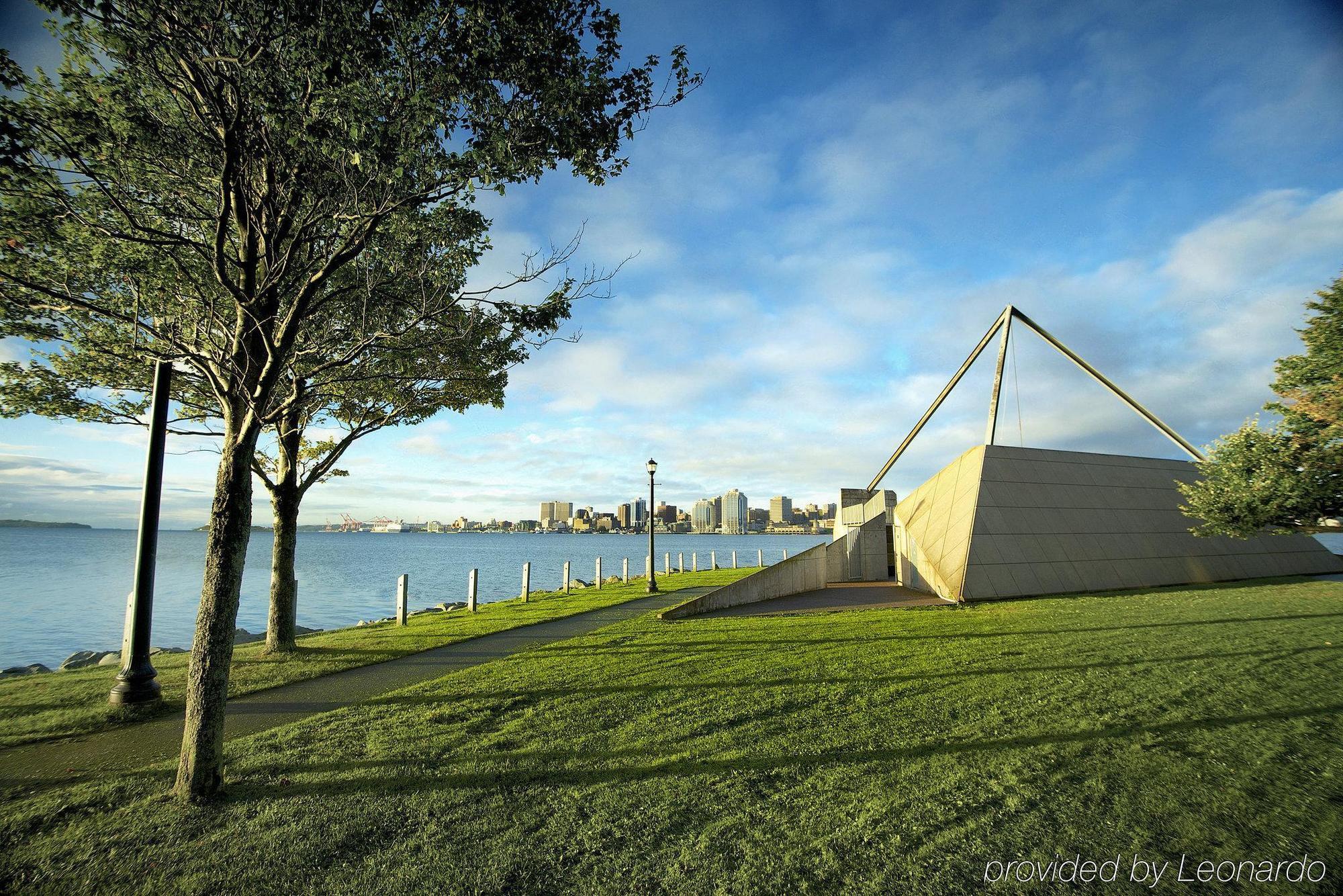 Doubletree By Hilton Halifax Dartmouth Hotel Exterior photo